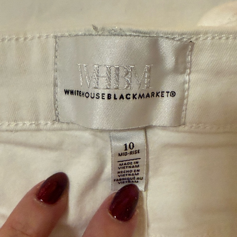 WHBM Mid-Rise Everyday Soft Denim™ Girlfriend Jeans - Picture 9 of 9